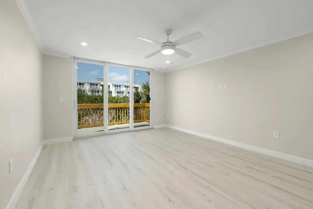 200 Periwinkle Way Sanibel FL 33957