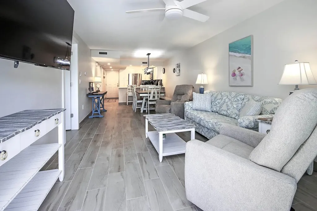 1246 Fulgur Street Sanibel FL 33957