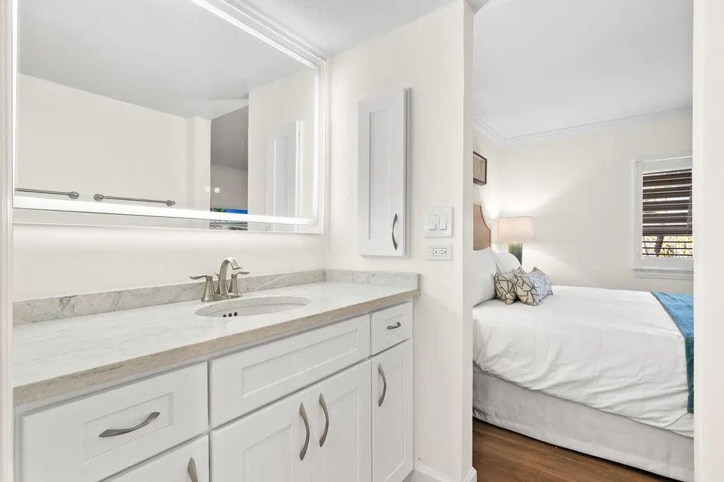 2255 W Gulf Drive Sanibel FL 33957