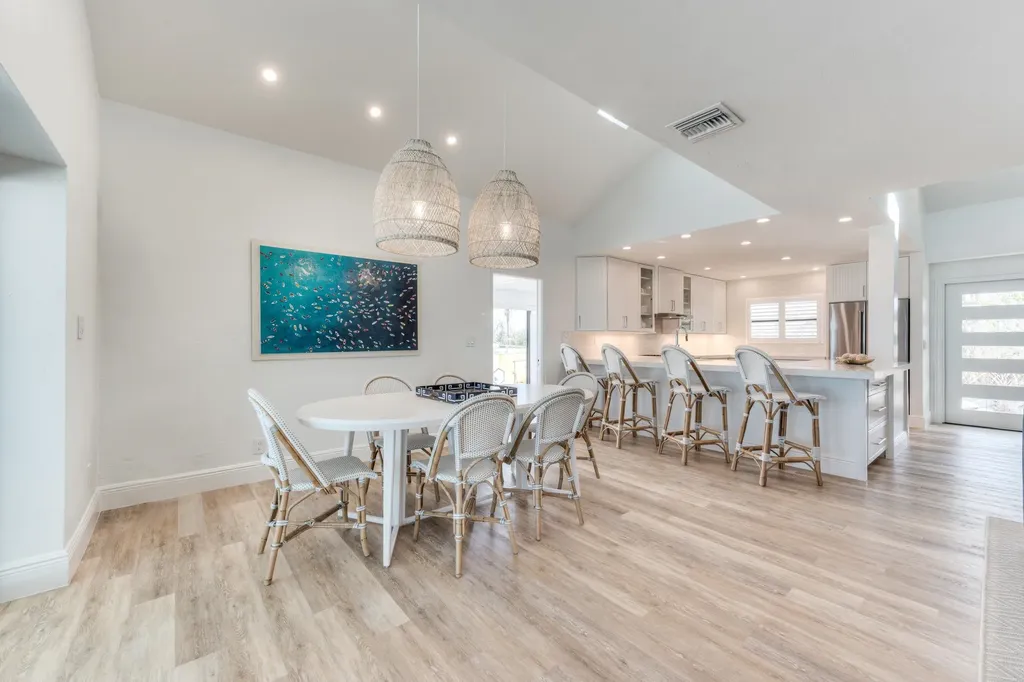 19 Beach Homes Captiva FL 33924