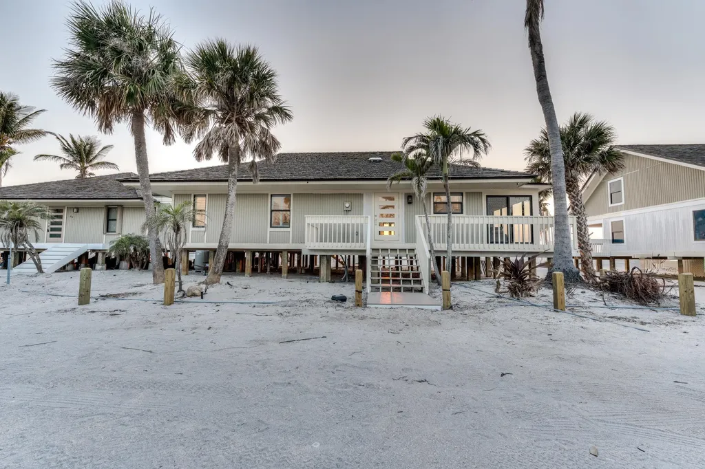 19 Beach Homes Captiva FL 33924