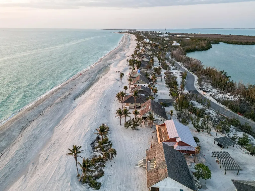 19 Beach Homes Captiva FL 33924