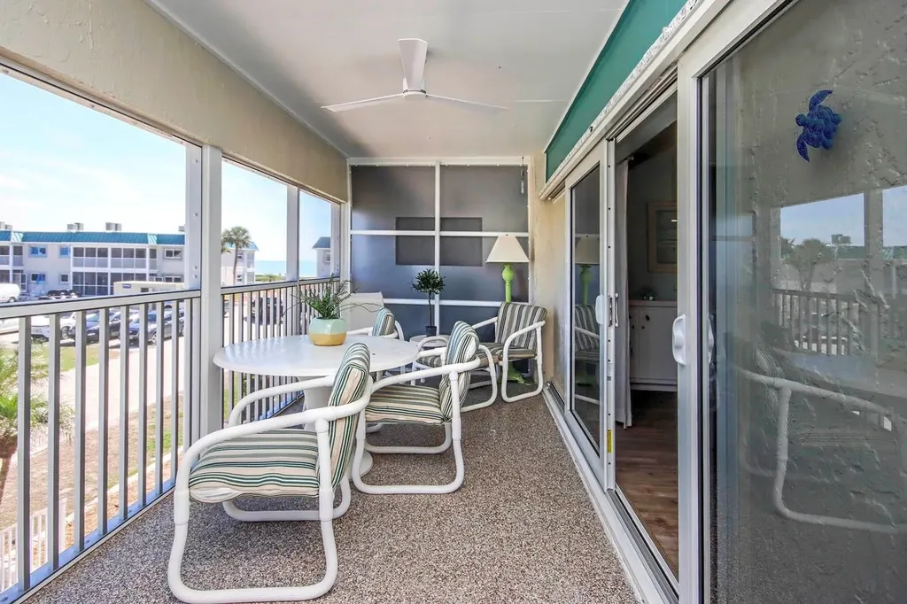 827 E Gulf Drive Sanibel FL 33957