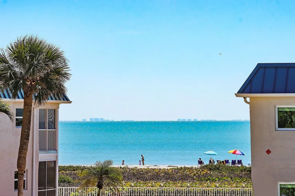 827 E Gulf Drive Sanibel FL 33957