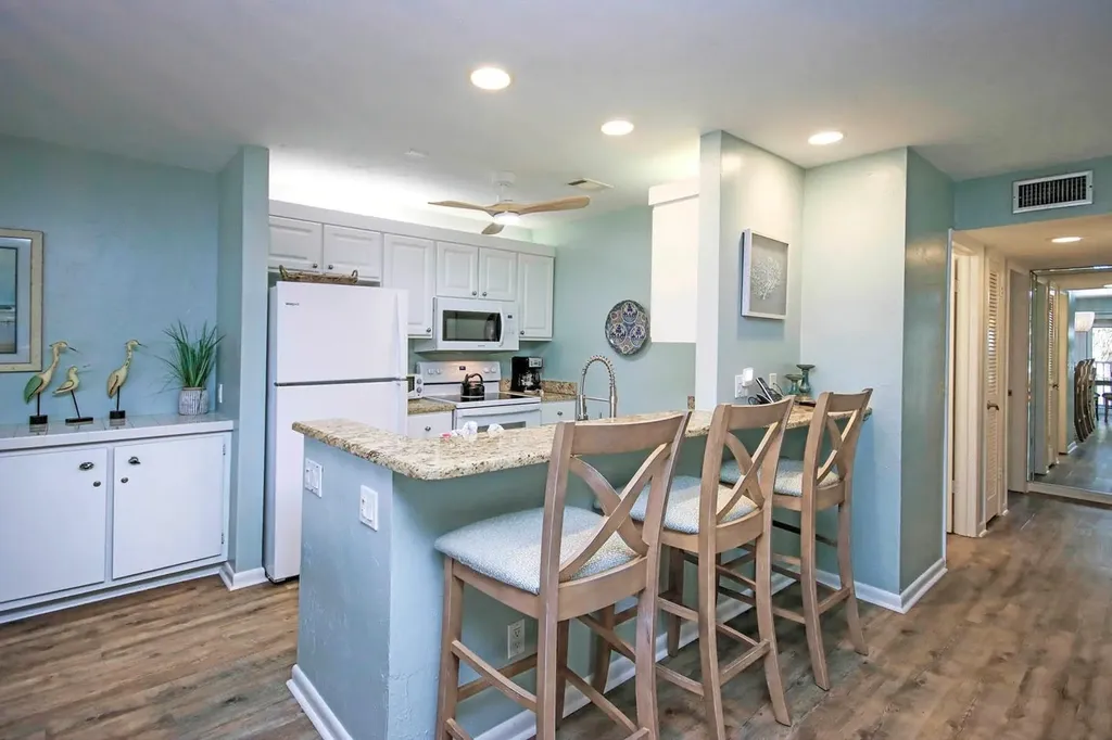 827 E Gulf Drive Sanibel FL 33957