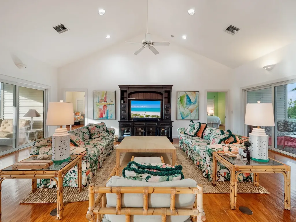 16543 Captiva Drive Sanibel FL 33957