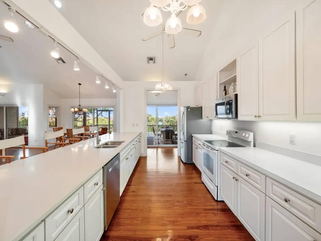 16543 Captiva Drive Sanibel FL 33957