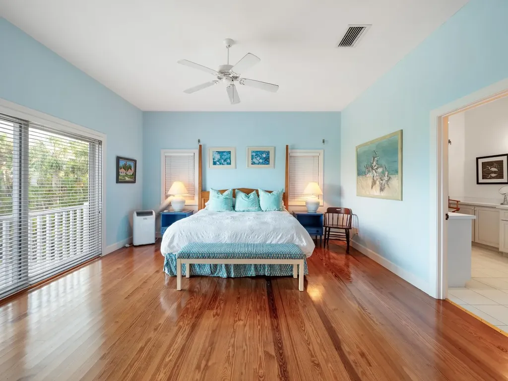 16543 Captiva Drive Sanibel FL 33957