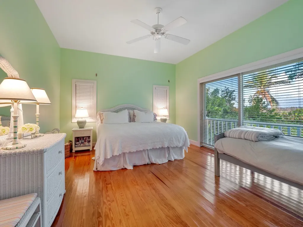 16543 Captiva Drive Sanibel FL 33957