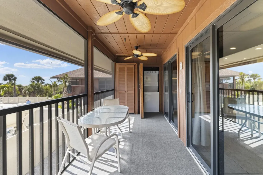 1811 Olde Middle Gulf Drive Sanibel FL 33957