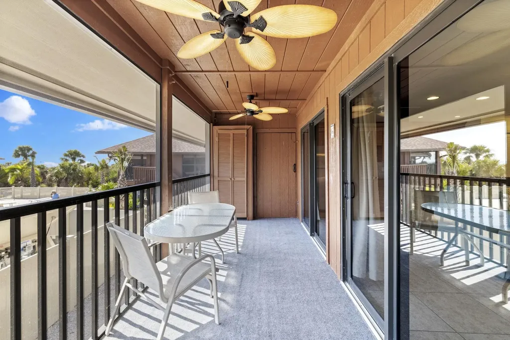 1811 Olde Middle Gulf Drive Sanibel FL 33957