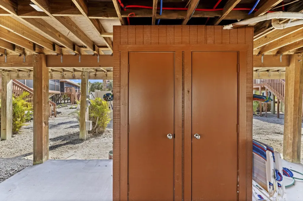 1811 Olde Middle Gulf Drive Sanibel FL 33957