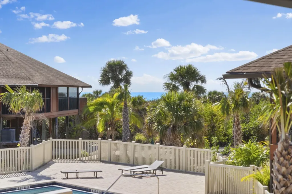 1811 Olde Middle Gulf Drive Sanibel FL 33957