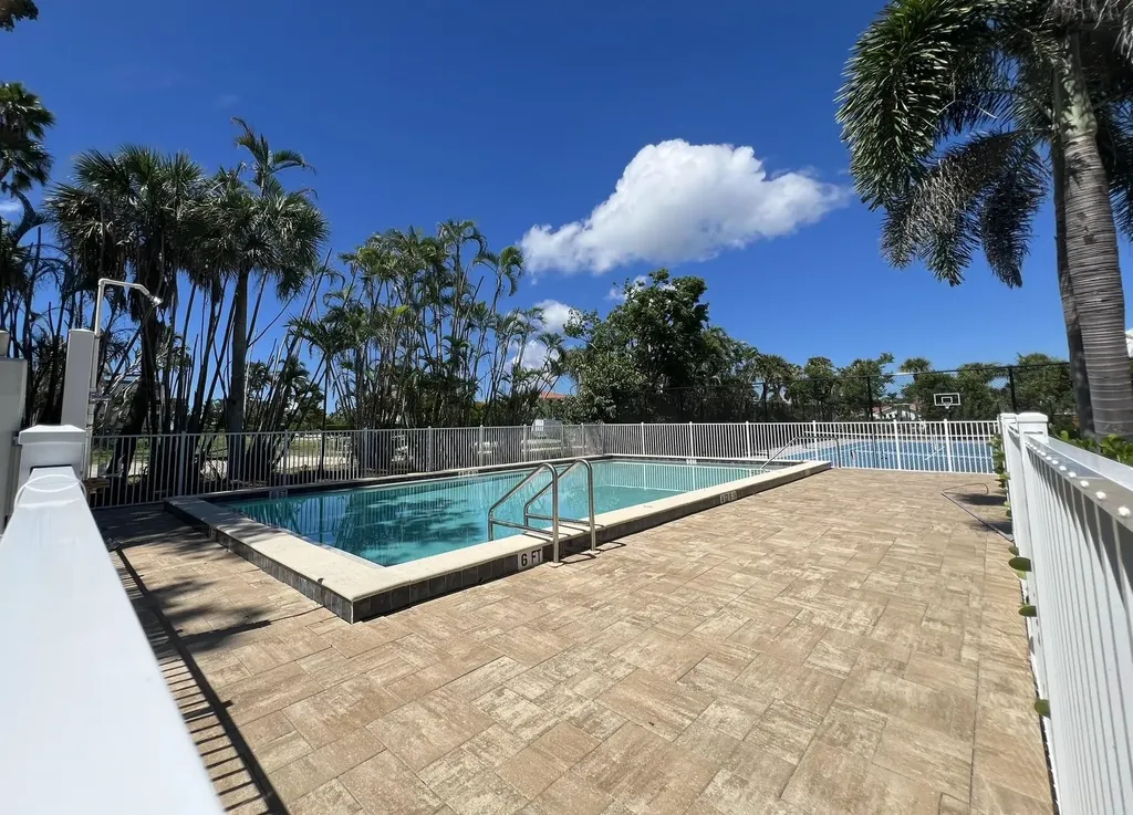 3015 W Gulf Drive Sanibel FL 33957