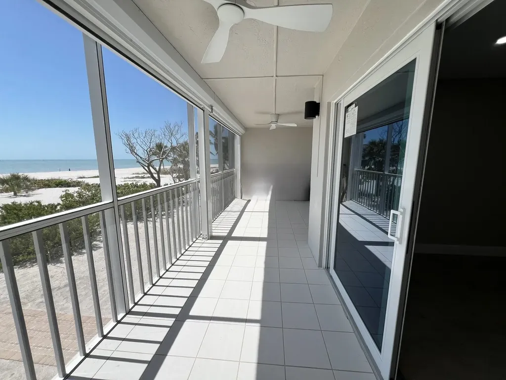 3015 W Gulf Drive Sanibel FL 33957