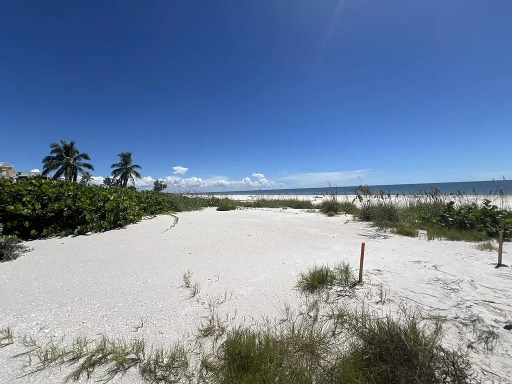 3015 W Gulf Drive Sanibel FL 33957