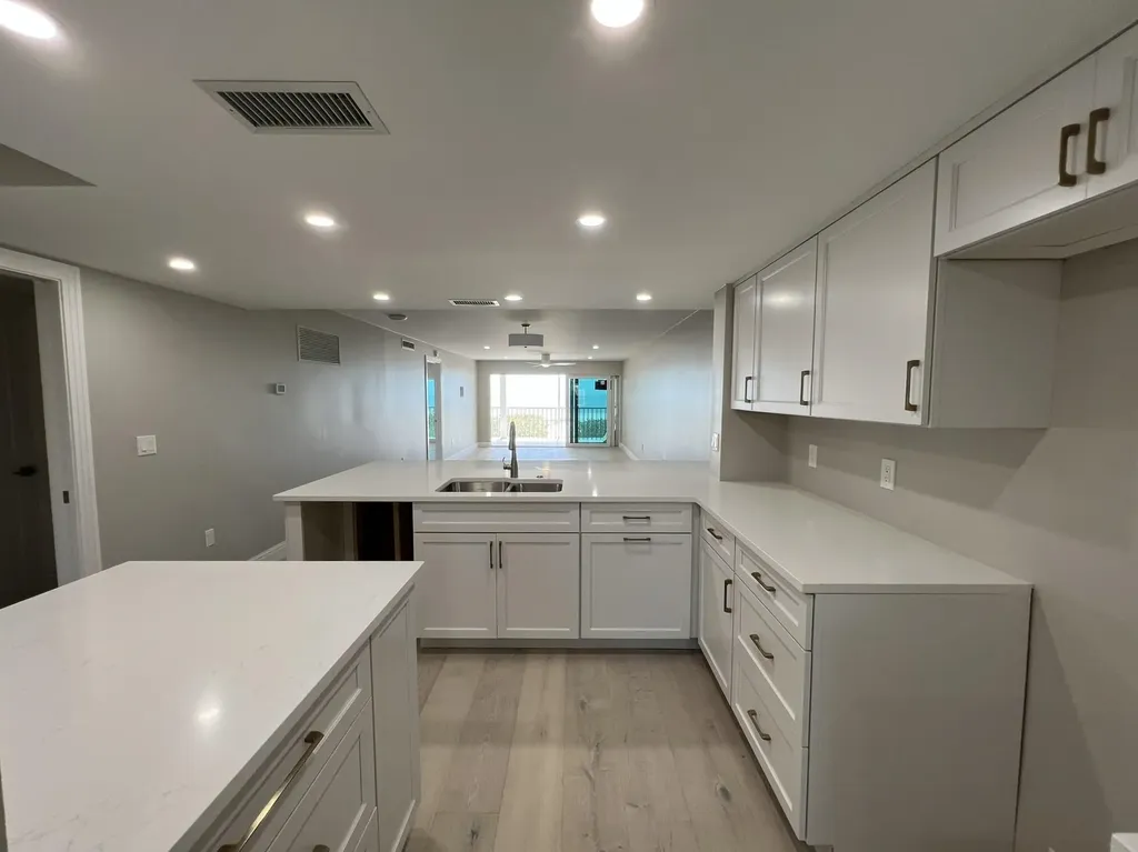 3015 W Gulf Drive Sanibel FL 33957