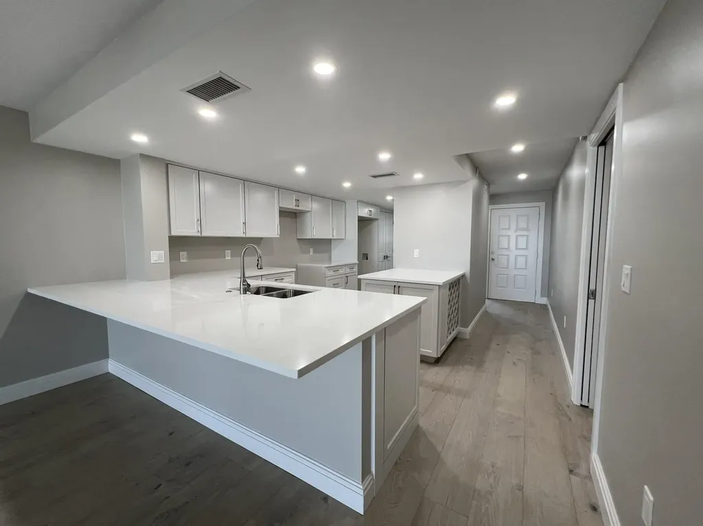 3015 W Gulf Drive Sanibel FL 33957