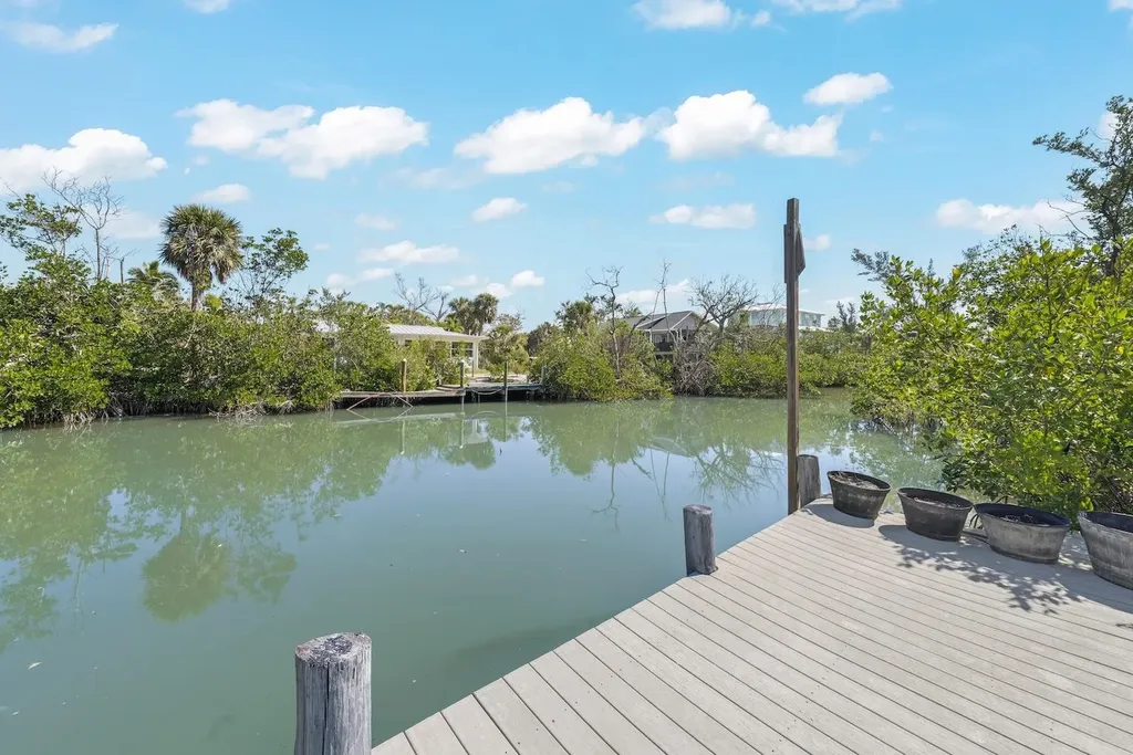 5892 Sanibel Captiva Road Sanibel FL 33957