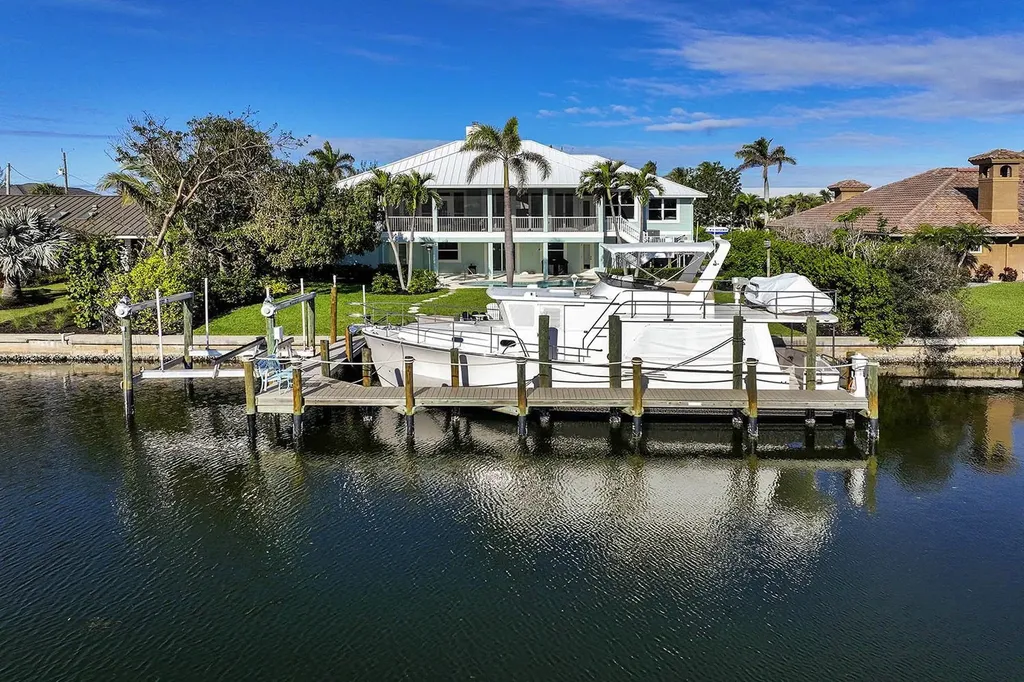 877 Limpet Drive Sanibel FL 33957