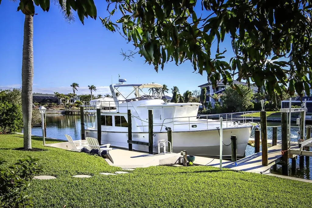 877 Limpet Drive Sanibel FL 33957