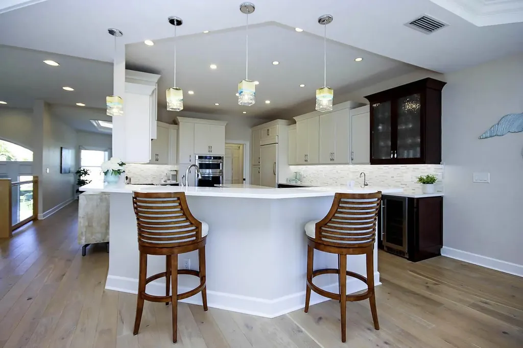 877 Limpet Drive Sanibel FL 33957