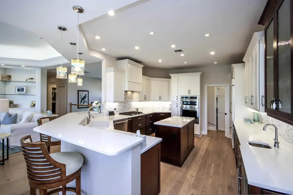 877 Limpet Drive Sanibel FL 33957