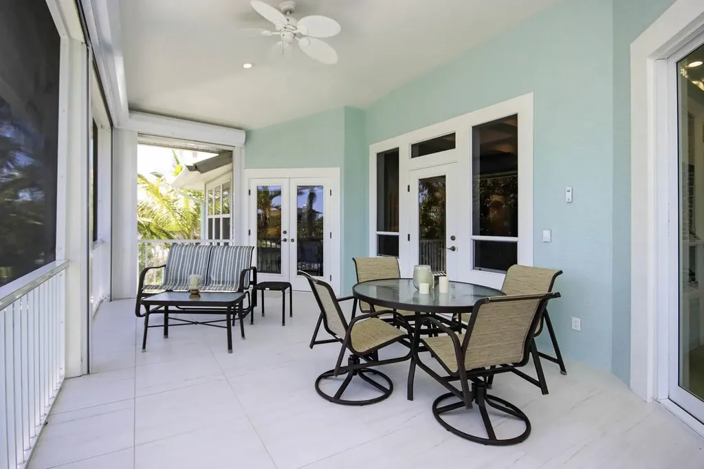 877 Limpet Drive Sanibel FL 33957