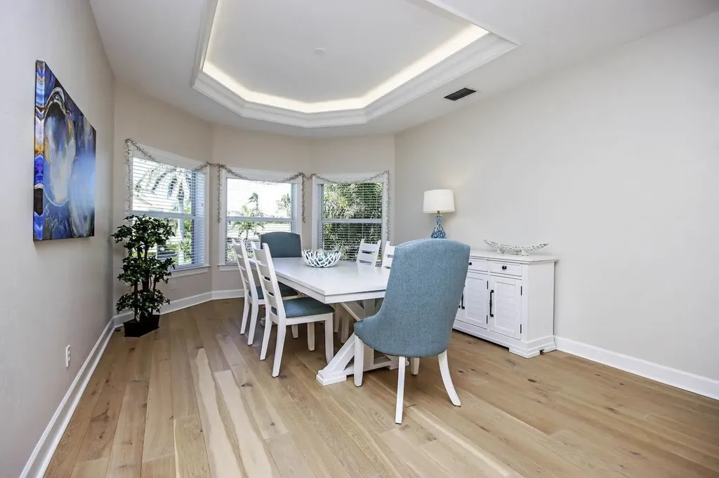 877 Limpet Drive Sanibel FL 33957