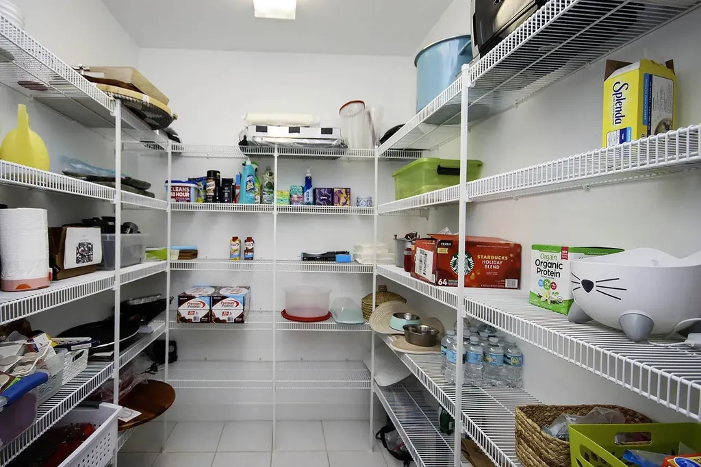 877 Limpet Drive Sanibel FL 33957