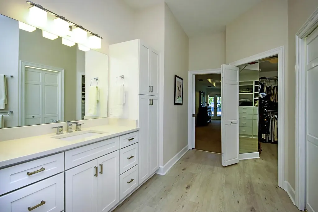 877 Limpet Drive Sanibel FL 33957