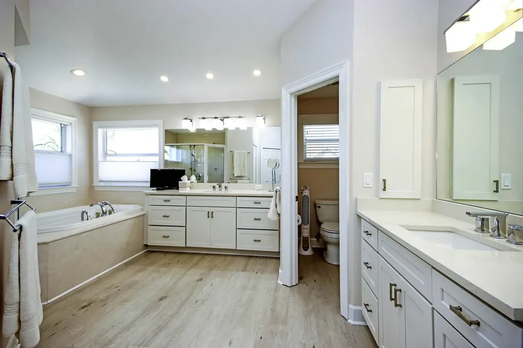 877 Limpet Drive Sanibel FL 33957