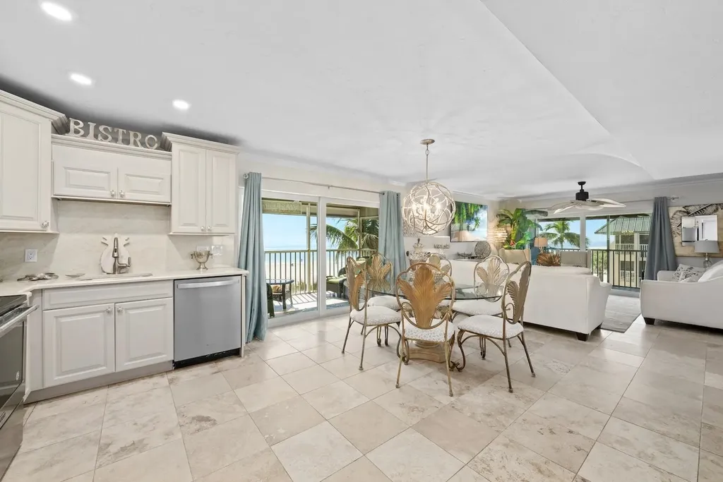 1246 Fulgur Street Sanibel FL 33957