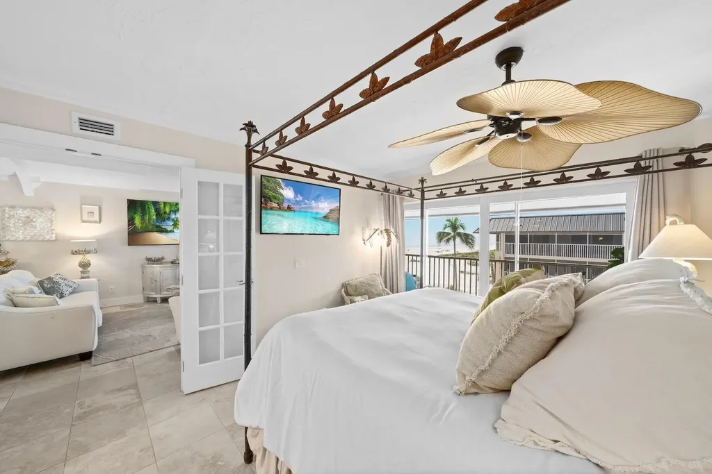 1246 Fulgur Street Sanibel FL 33957