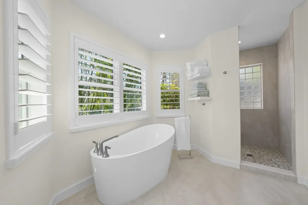 1222 Ferry Road Sanibel FL 33957