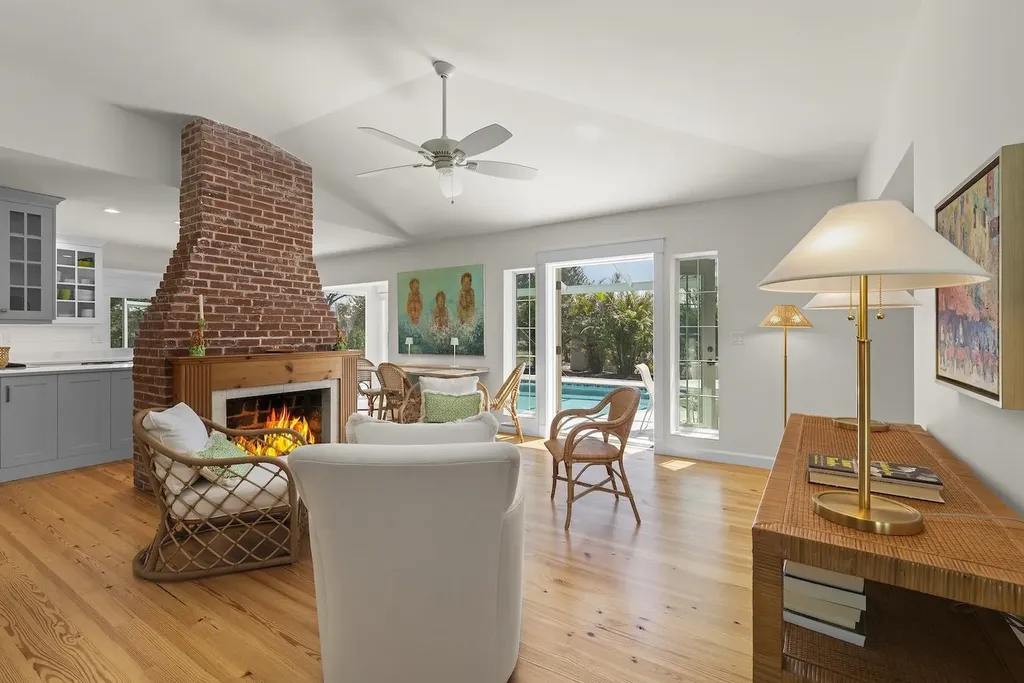 1222 Ferry Road Sanibel FL 33957