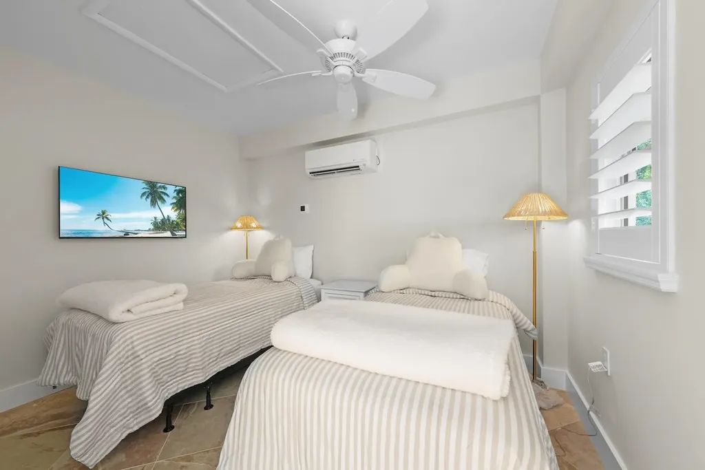 1222 Ferry Road Sanibel FL 33957