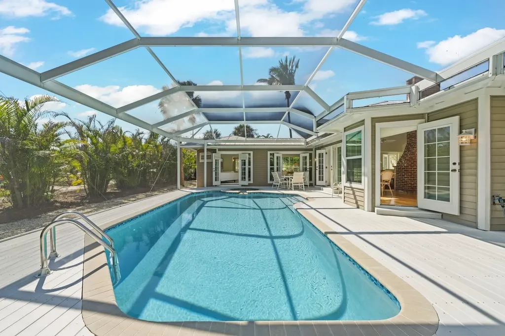 1222 Ferry Road Sanibel FL 33957