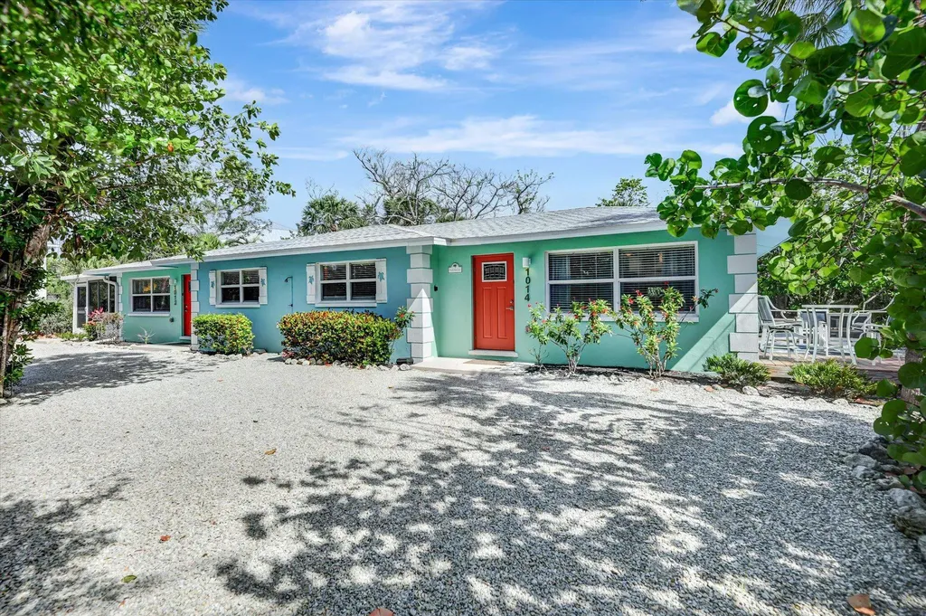 1012/1014 E Gulf Drive Sanibel FL 33957