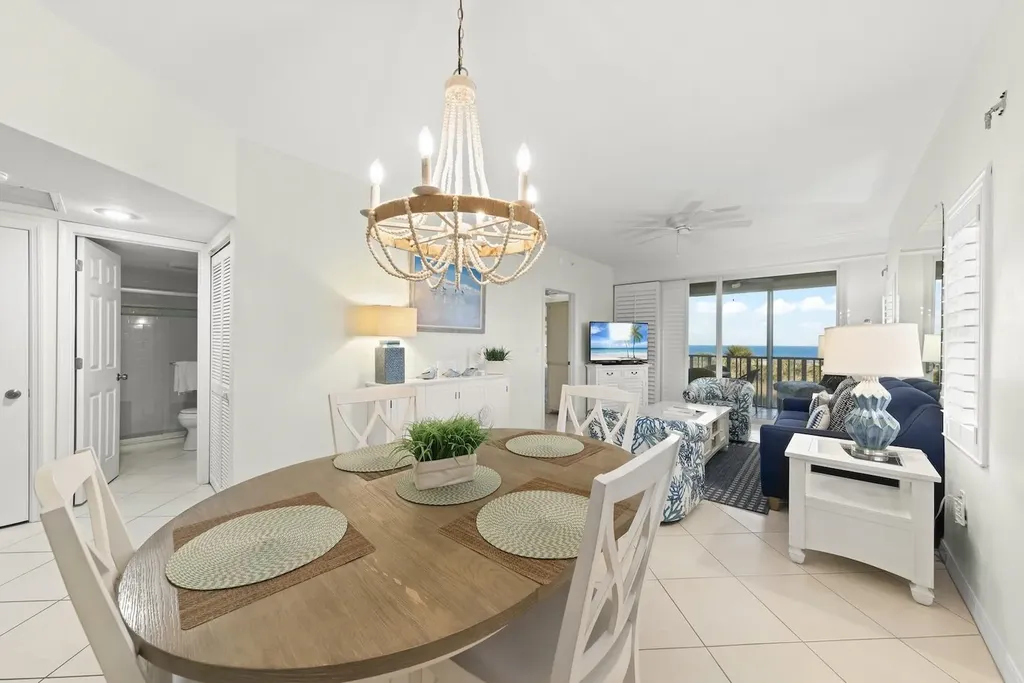 255 Periwinkle Way Sanibel FL 33957