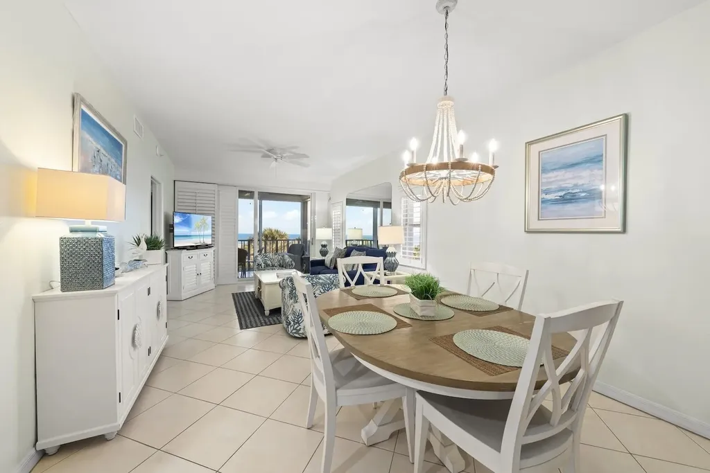 255 Periwinkle Way Sanibel FL 33957