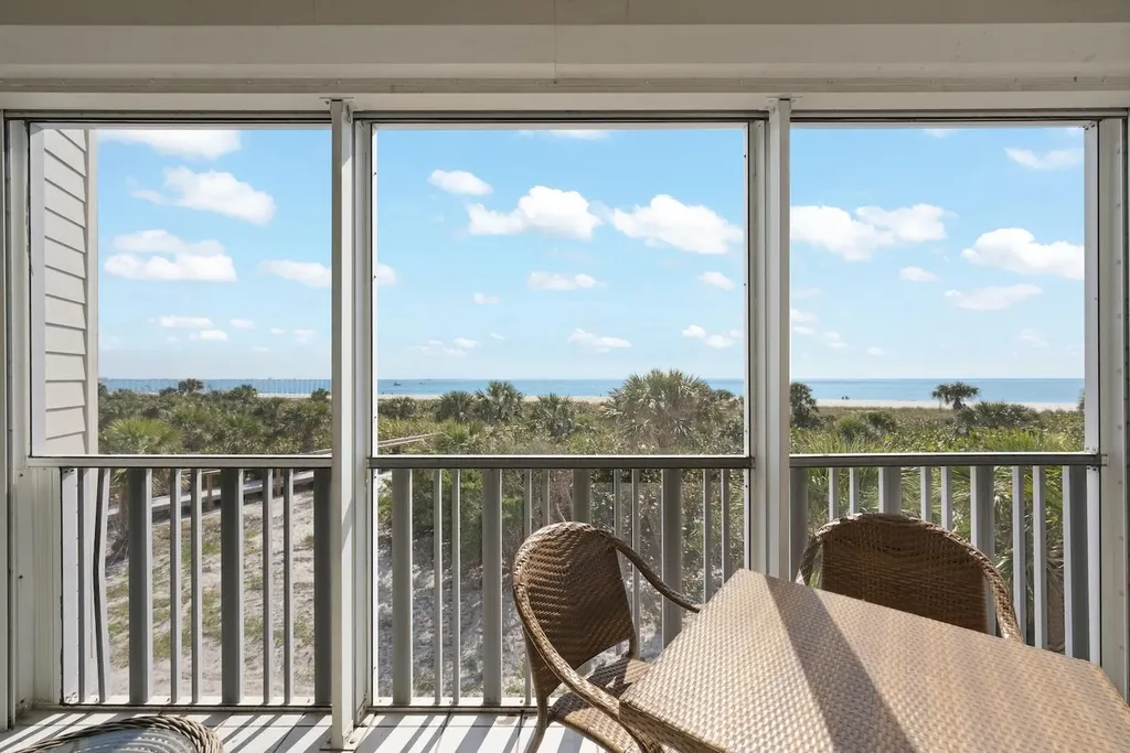 255 Periwinkle Way Sanibel FL 33957