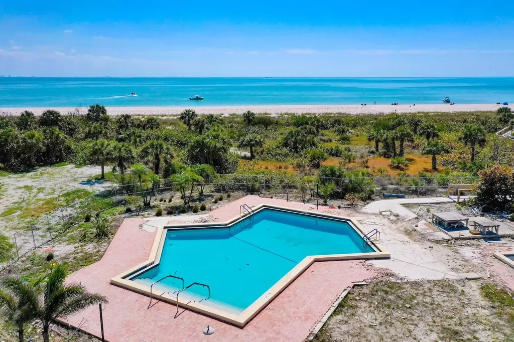 255 Periwinkle Way Sanibel FL 33957