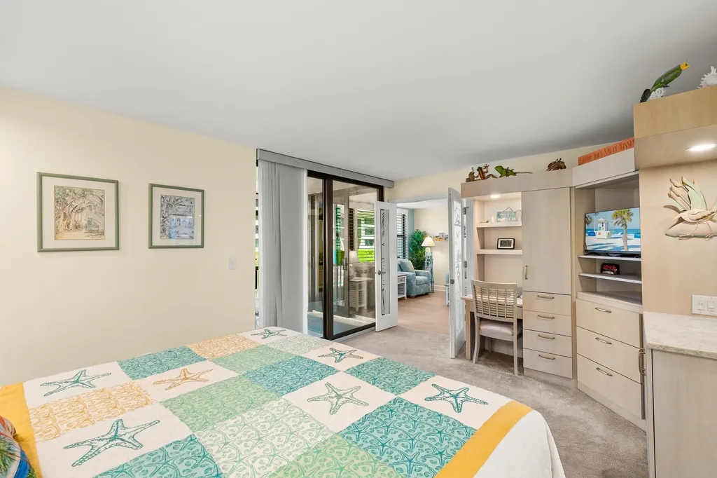 979 E Gulf Drive Sanibel FL 33957