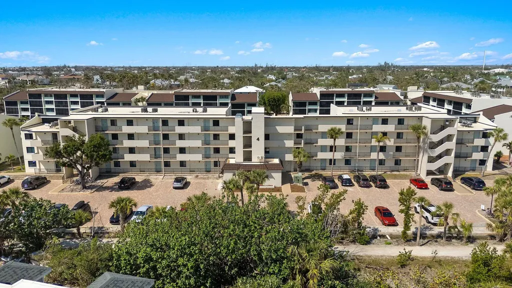 979 E Gulf Drive Sanibel FL 33957