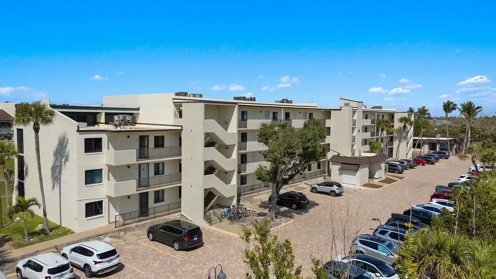 979 E Gulf Drive Sanibel FL 33957