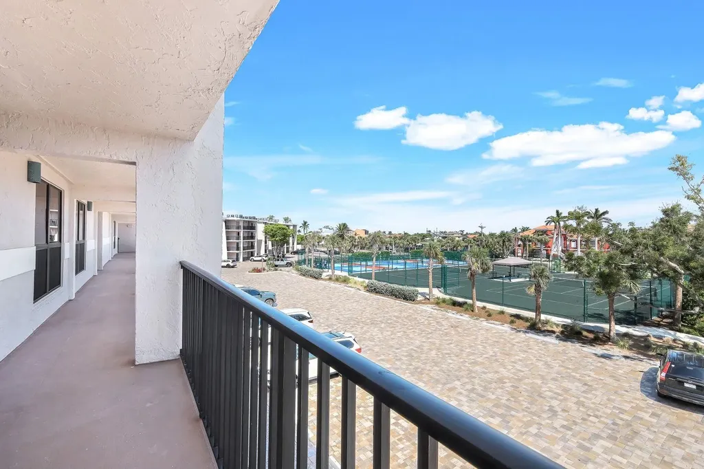 1501 Middle Gulf Drive Sanibel FL 33957