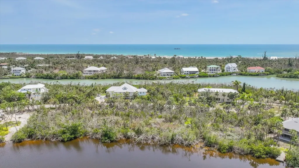 2442 Blue Crab Court Sanibel FL 33957