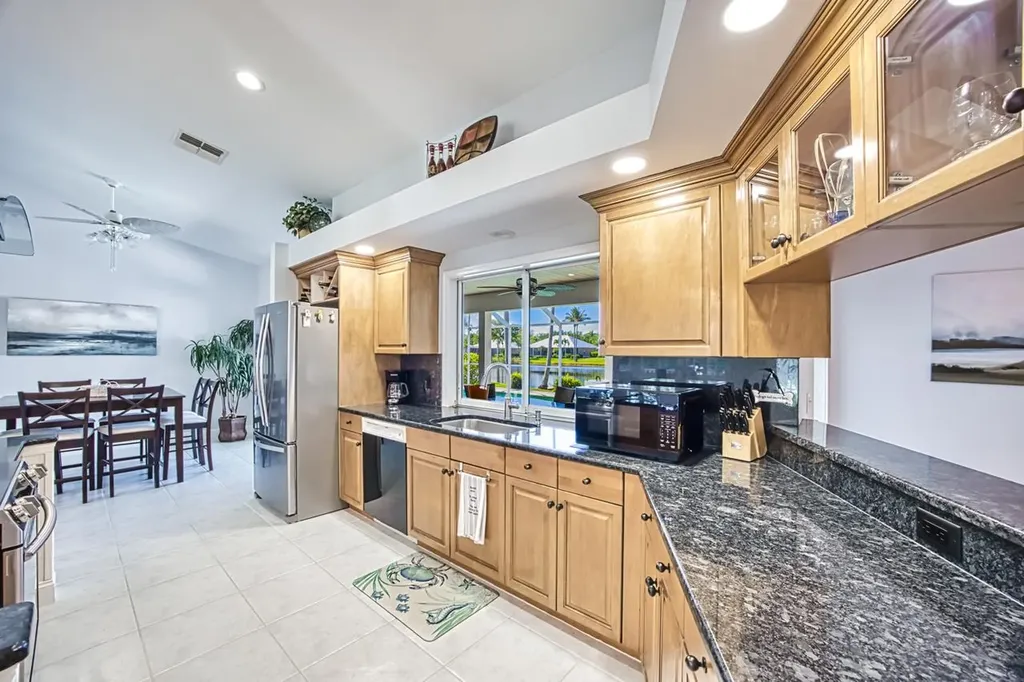 12593 Coconut Creek Court Fort Myers FL 33908