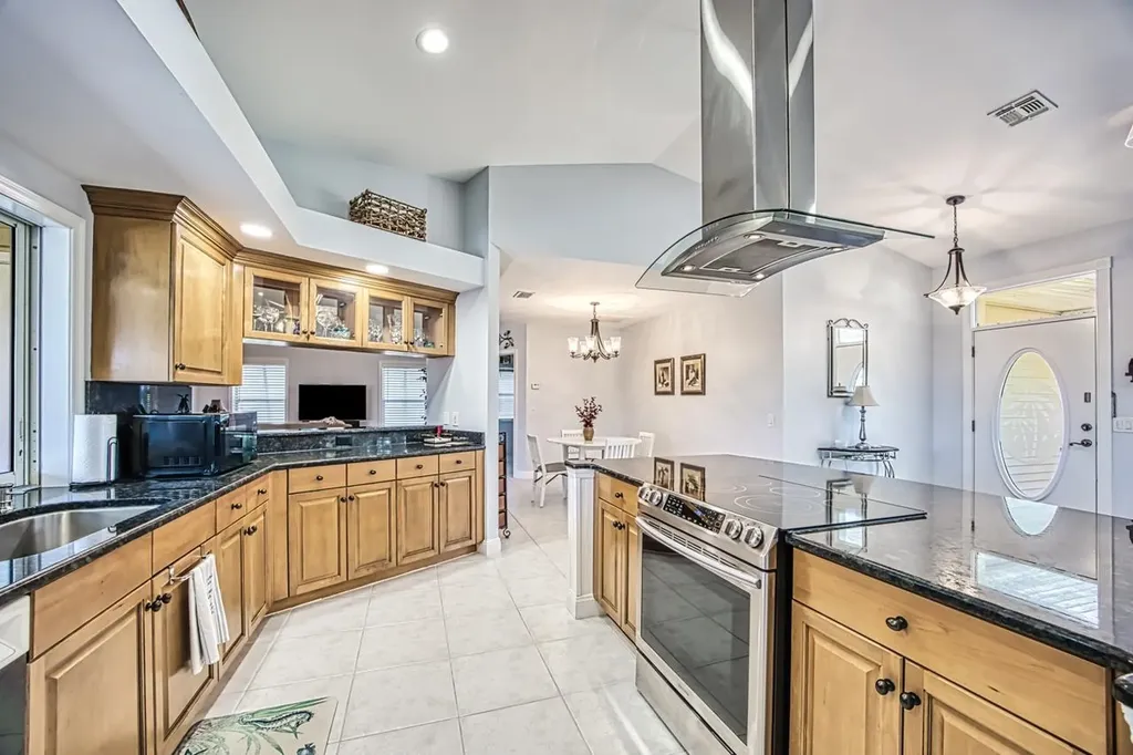 12593 Coconut Creek Court Fort Myers FL 33908